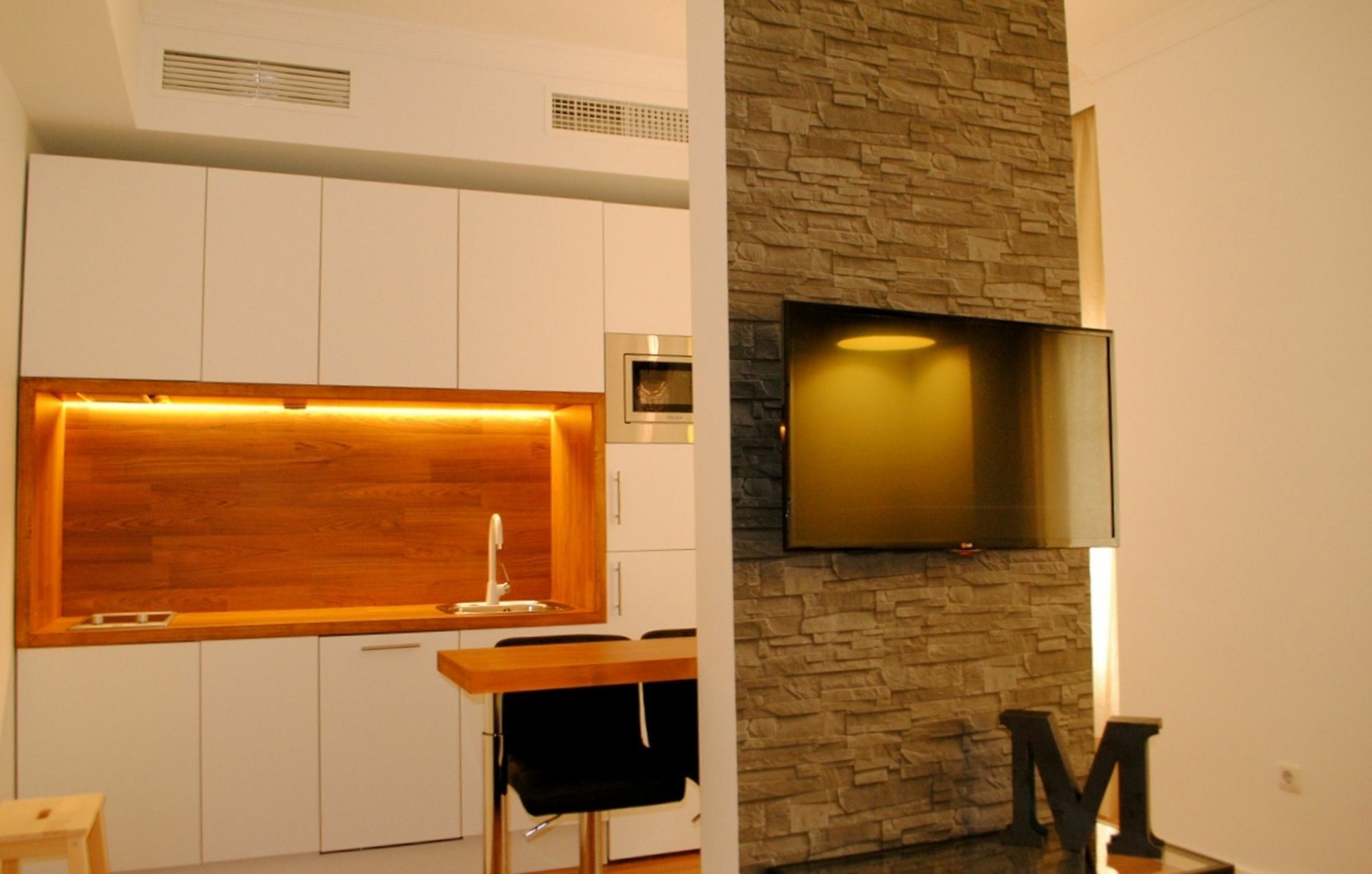 Minimal Rooms มาลากา ภายนอก รูปภาพ